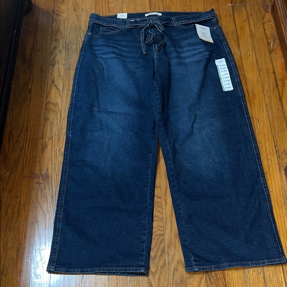 NWT Levi’s Signature Gold Heritage  Wide-Leg Belted Mid Rise Jeans Size 22 - Picture 7 of 14